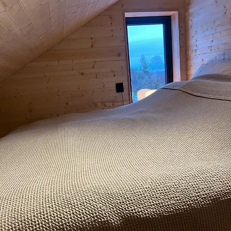 New In Beautiful Surroundings