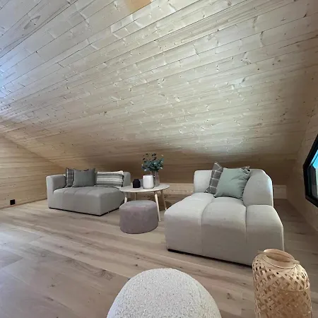 New In Beautiful Surroundings *